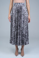 Izmir Skirt in Black