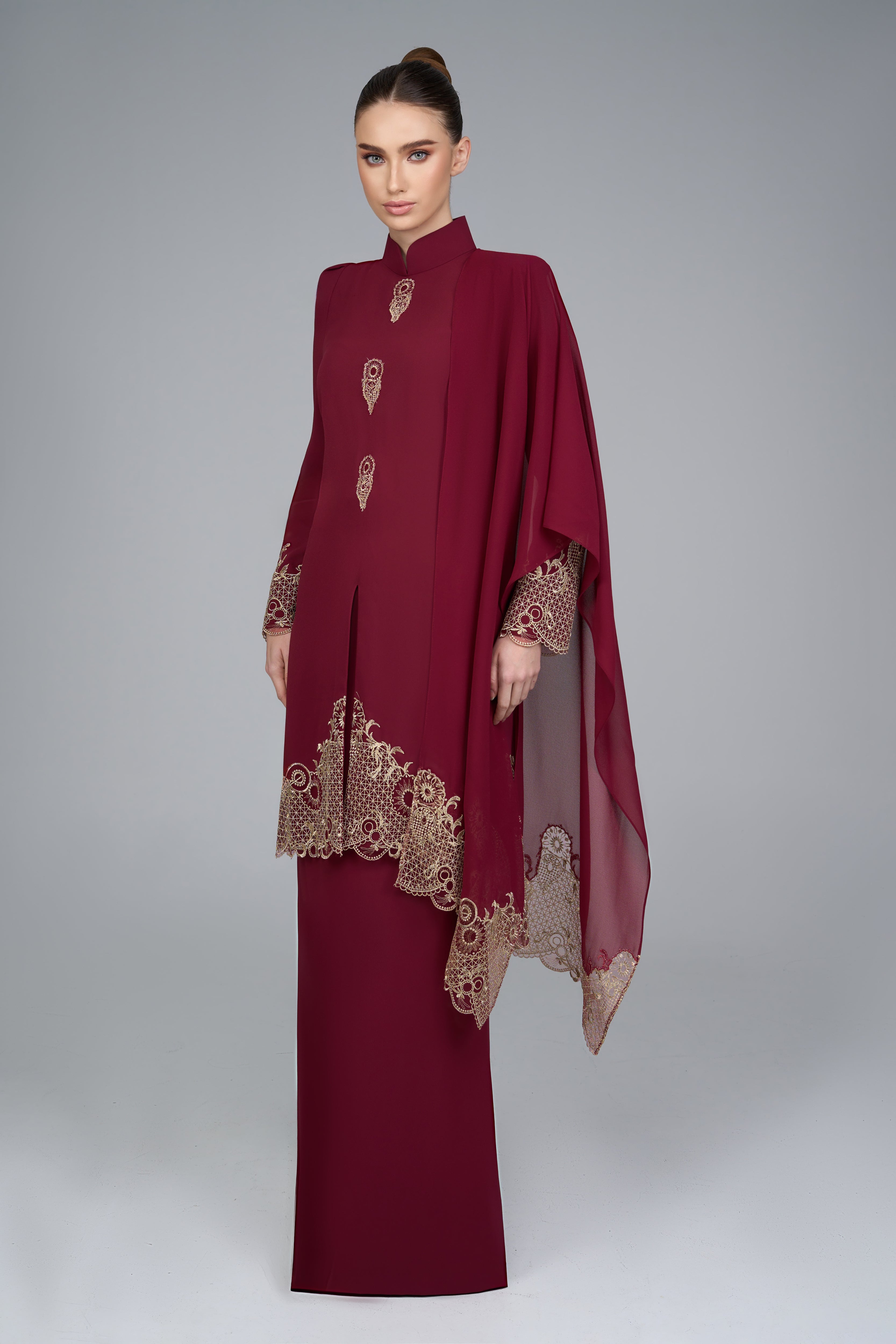 Angsoka Kurung in Maroon