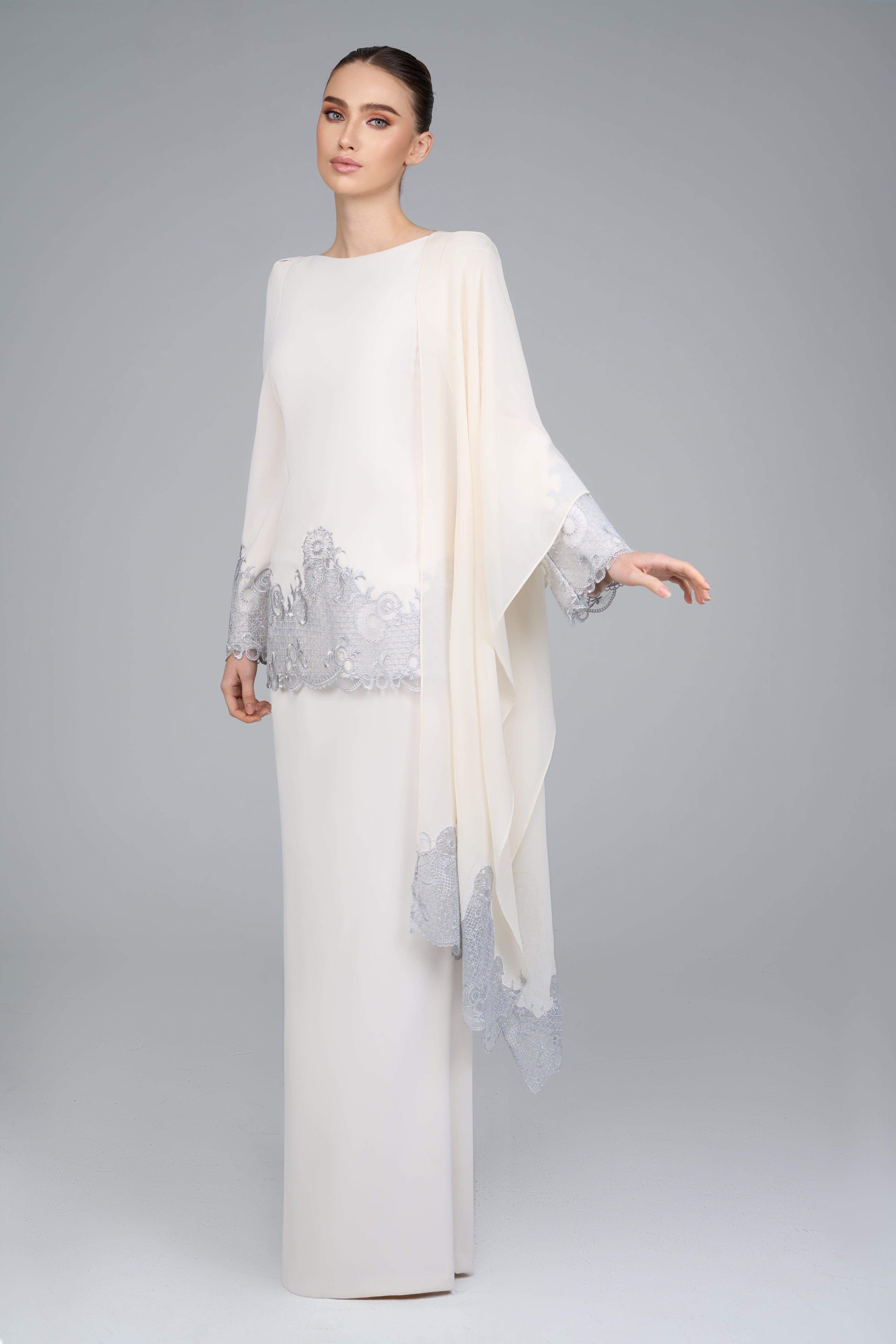 Audani Kurung in Ivory