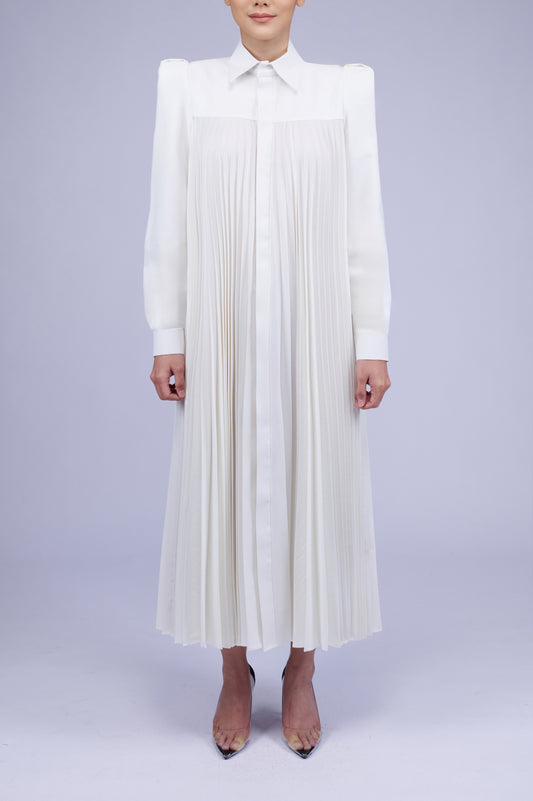 Billie Dress in White