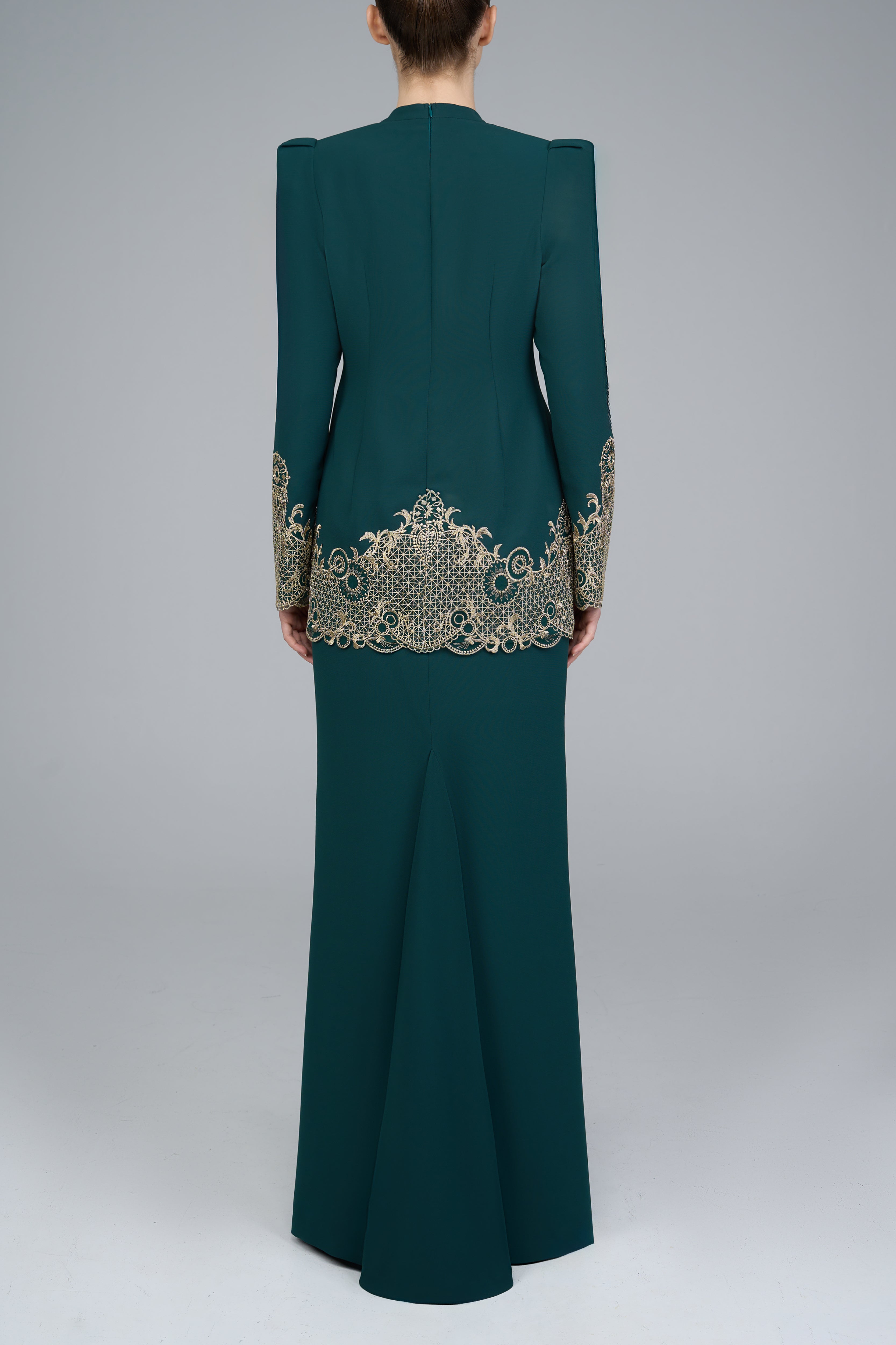 Indera Kurung in Emerald Green