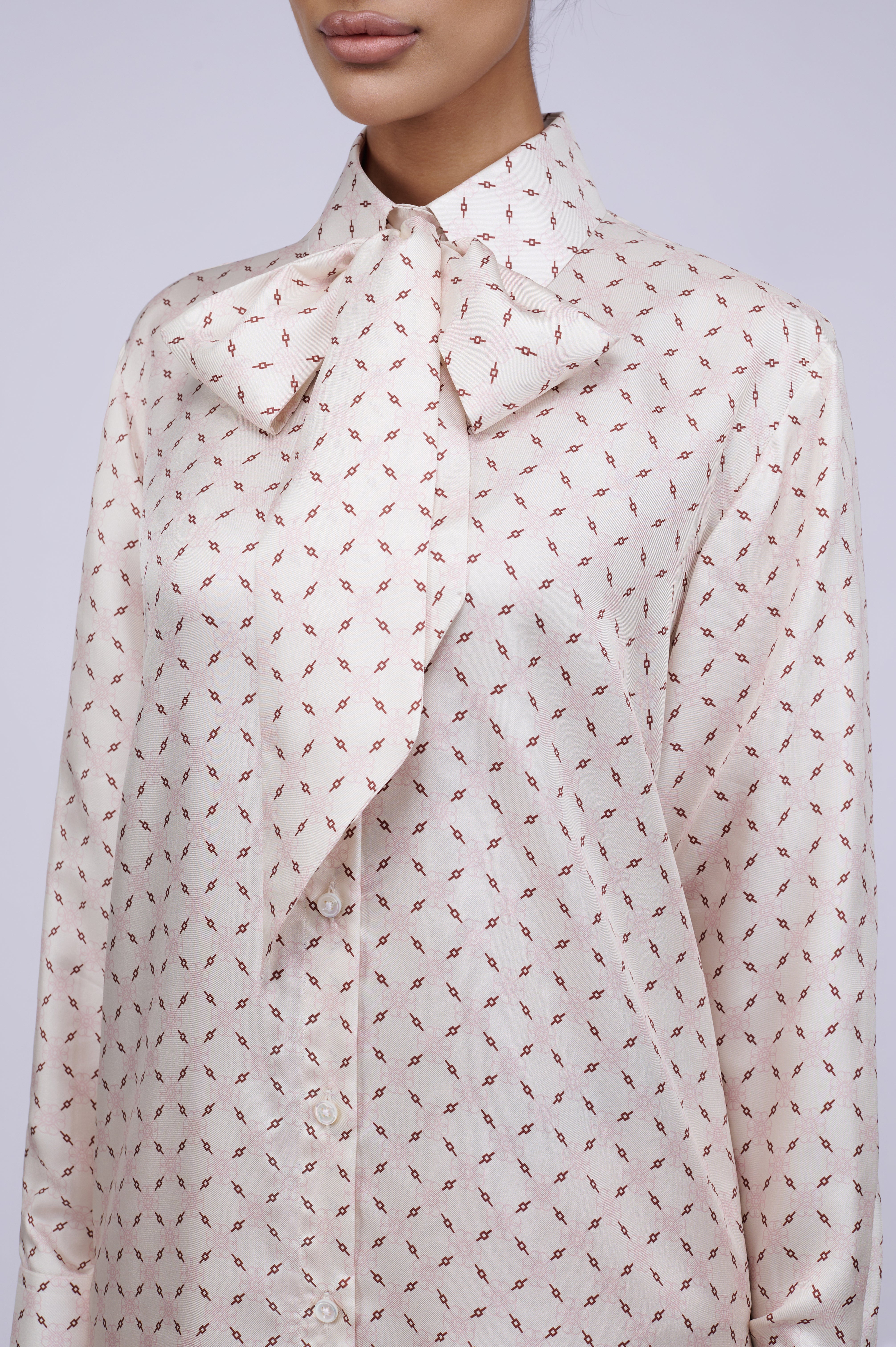 La Fleur Silk Blouse in Ivory