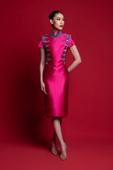 Aylin in Pink