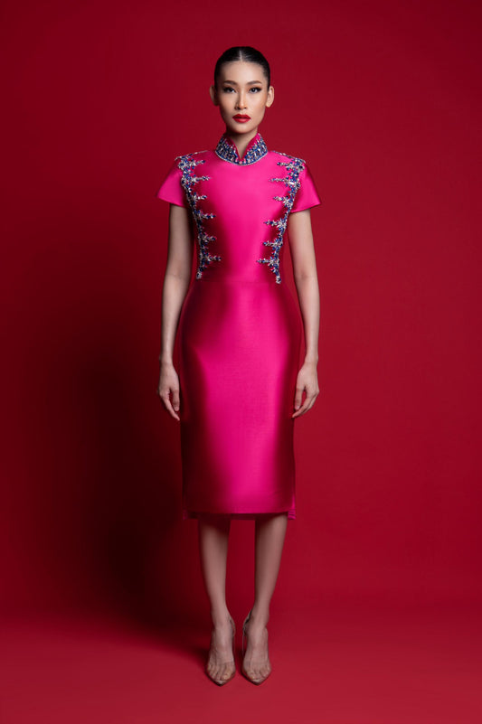 Aylin in Pink