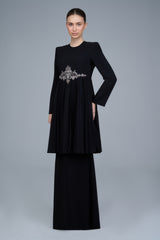 Marie Kurung in Black