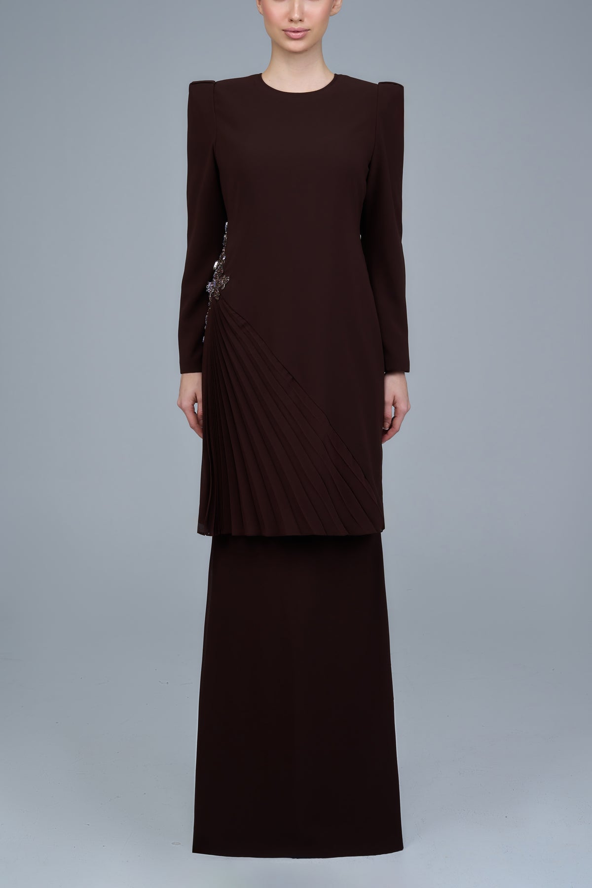 Nellie Kurung in Dark Brown