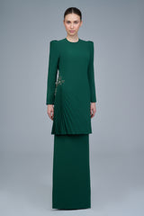 Nellie Kurung in Green