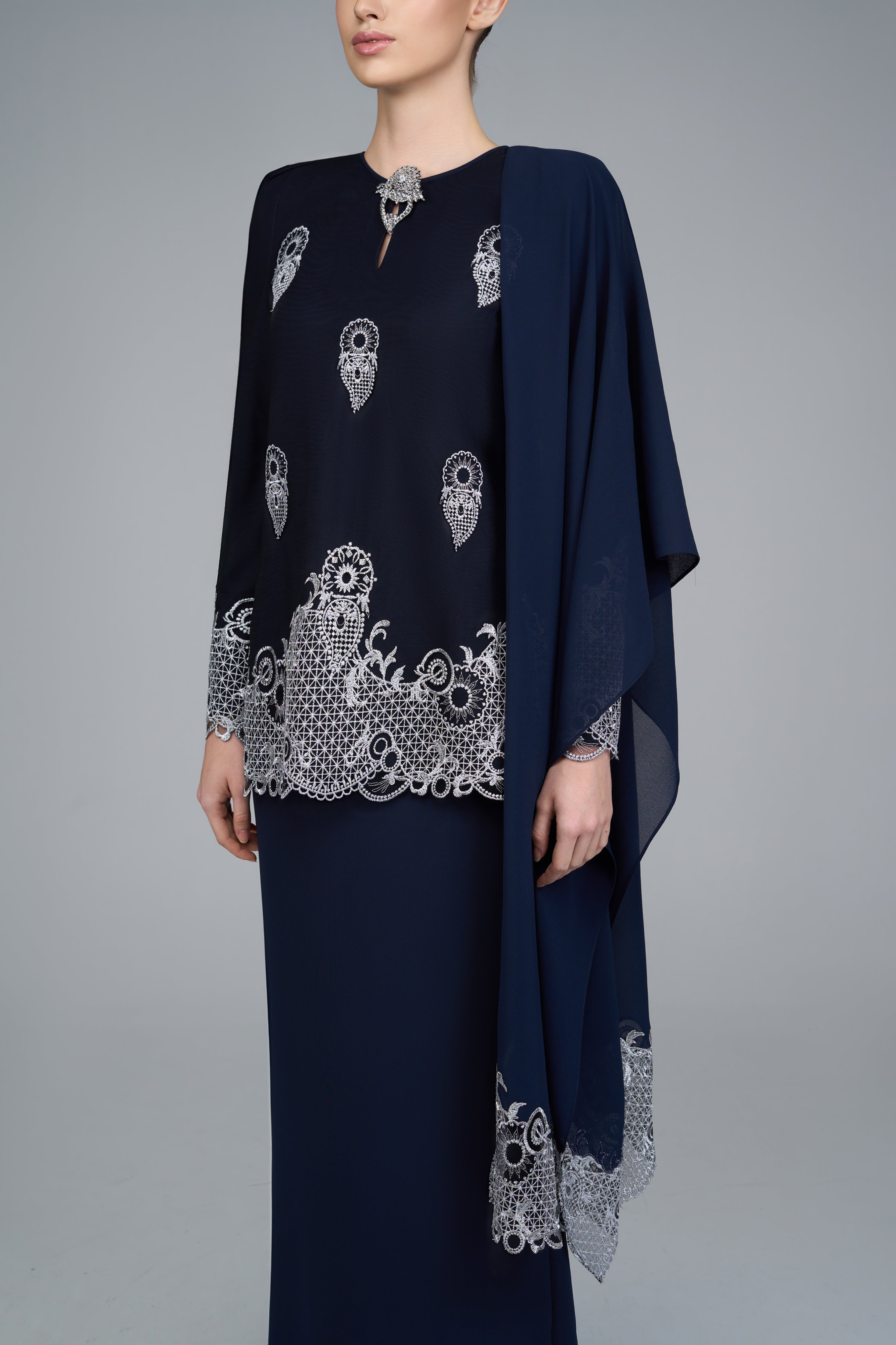 Prahara Kurung in Navy Blue