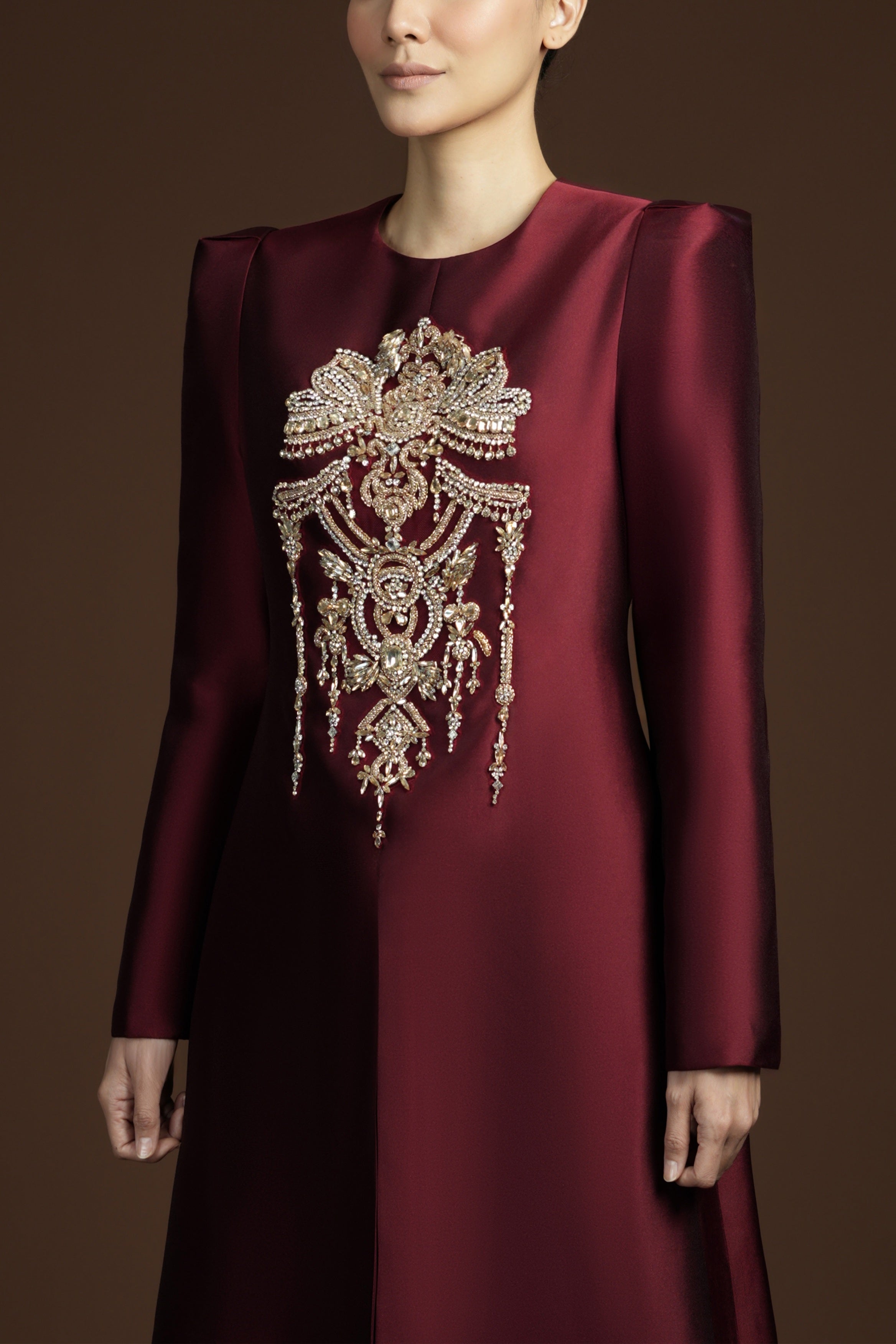 MAYANG SARI IN MAROON