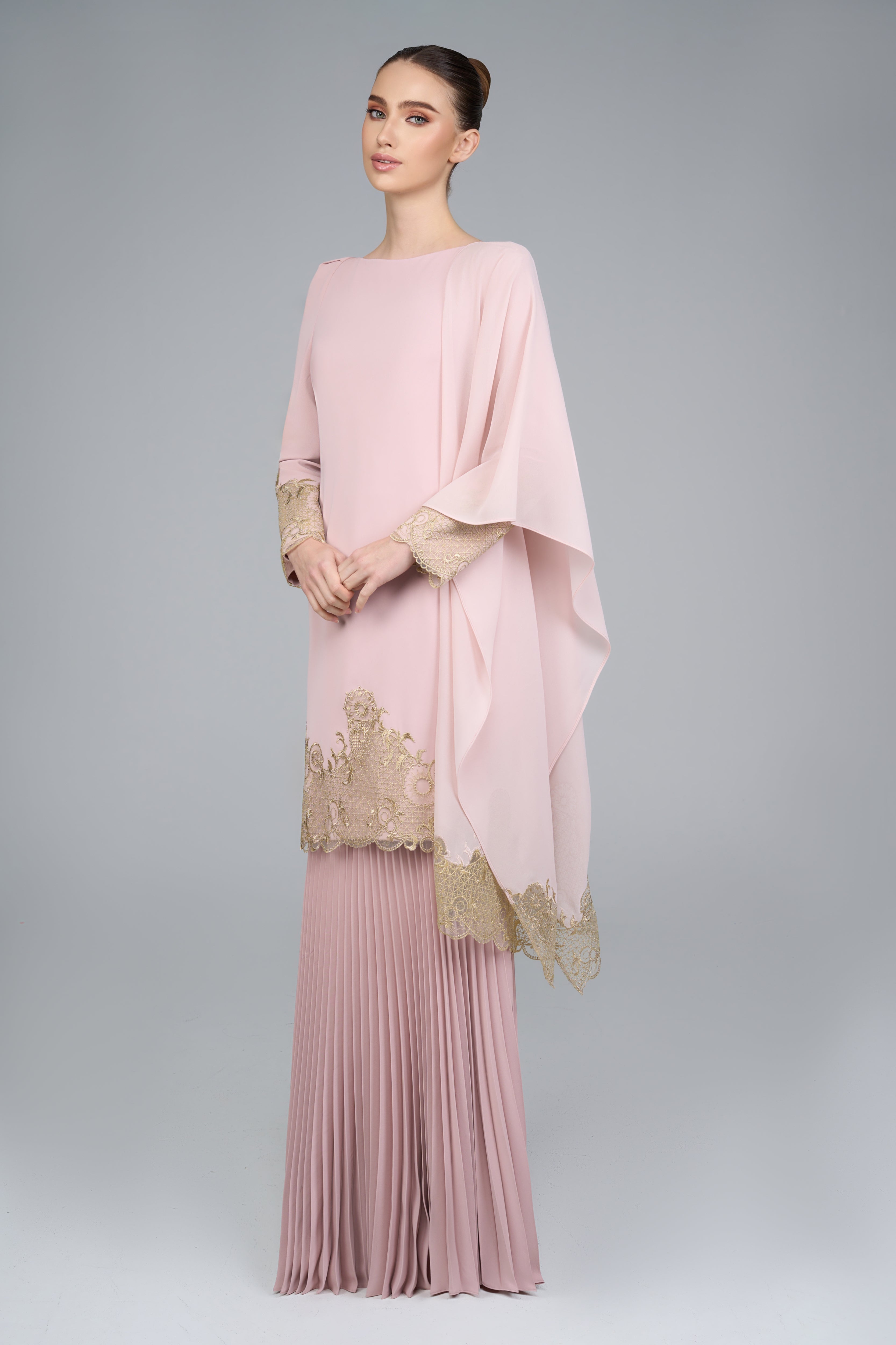 Tagar Kurung in Light Peach